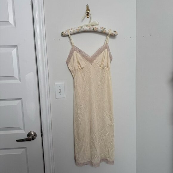 Vintage Elegant Cream Lace Trim Slip Dress Cottagecore coquette S - Picture 2 of 7